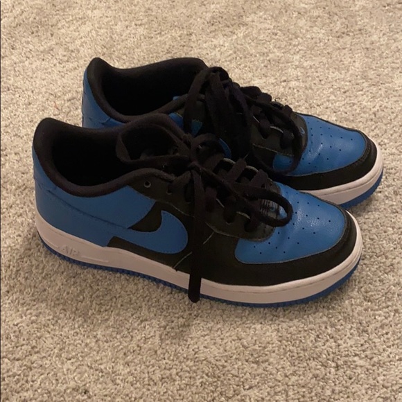 NIKE Air Force 1 - Picture 2 of 5